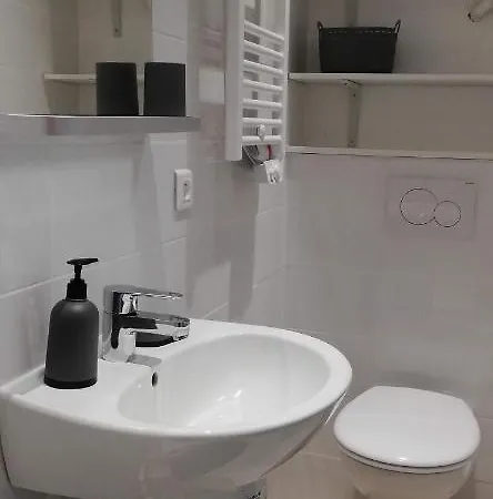 Studio De Charme Palais Des Parcs Apartment